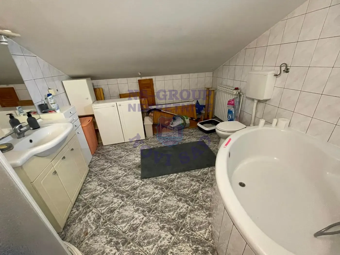 kuca na prodaju Sremska Kamenica 223m2 549313