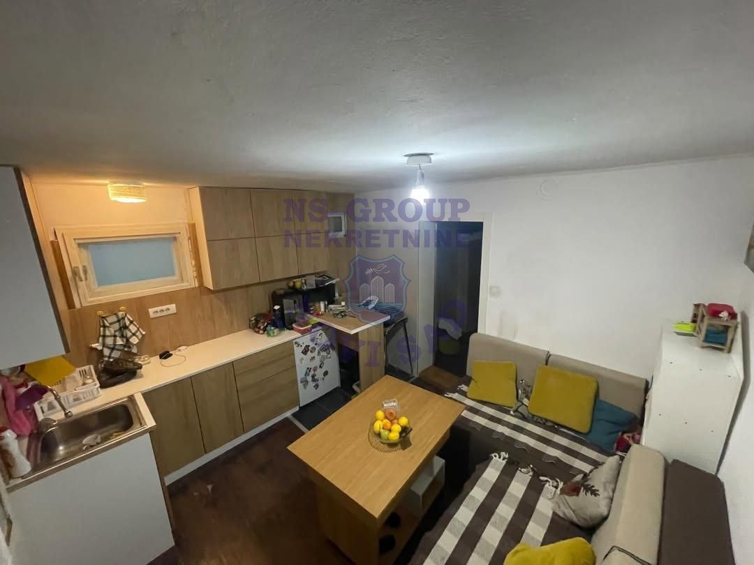 kuca na prodaju Ledinci 42m2 549133