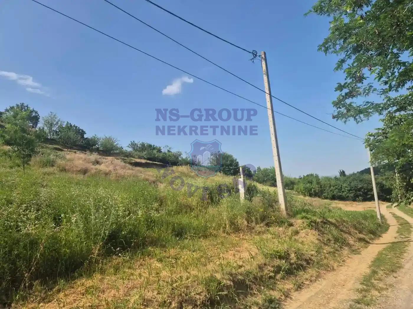 plac na prodaju Sremska Kamenica 560m2 547153