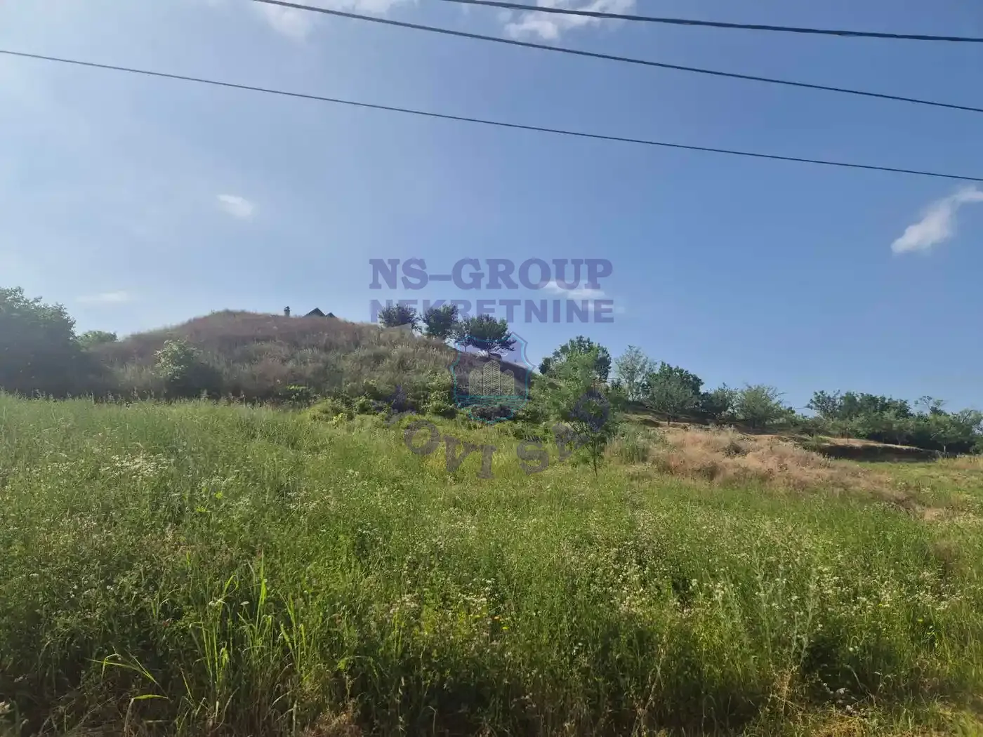 plac na prodaju Sremska Kamenica 560m2 547153