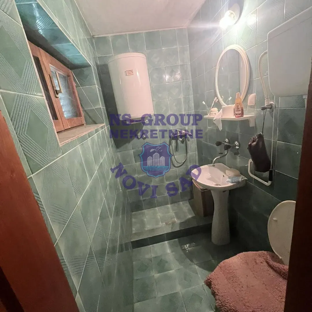 kuca na prodaju Sremski Karlovci 61m2 549589