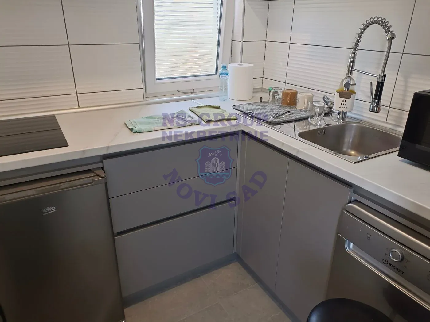 lokal za izdavanje Novi Sad 100m2 13835