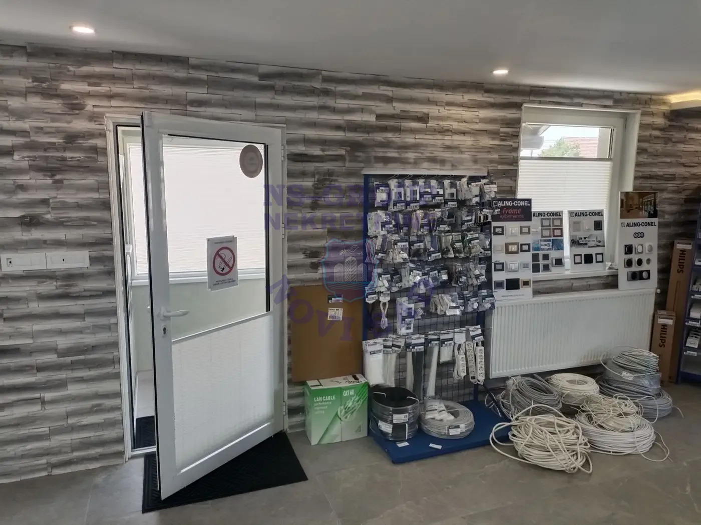 lokal za izdavanje Novi Sad 100m2 13835