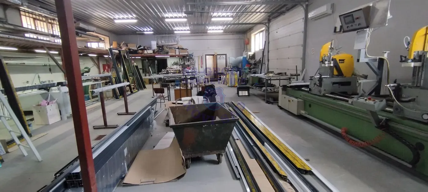 lokal na prodaju Novi Sad, 468m2 550025