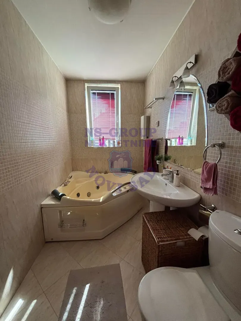 stan na prodaju Novi Sad 115m2 550357