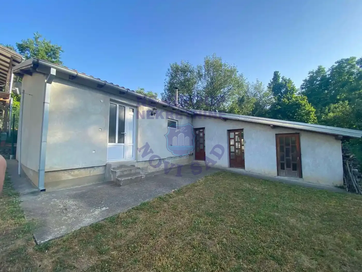 kuca na prodaju Sremska Kamenica 138m2 550443