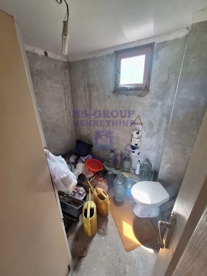 kuca na prodaju Petrovaradin 40m2 550474