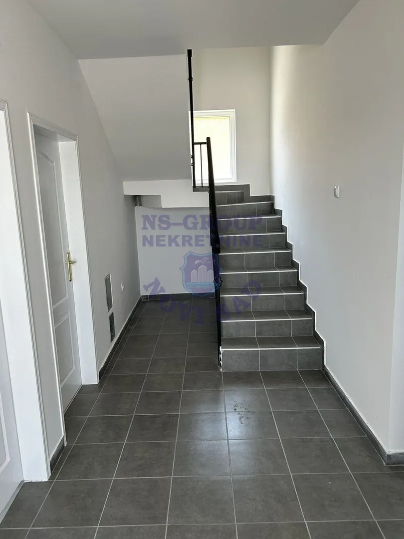 kuca na prodaju Petrovaradin 89m2 550292