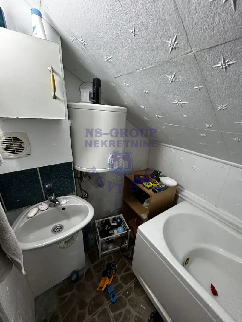 kuca na prodaju Ledinci 40m2 550286