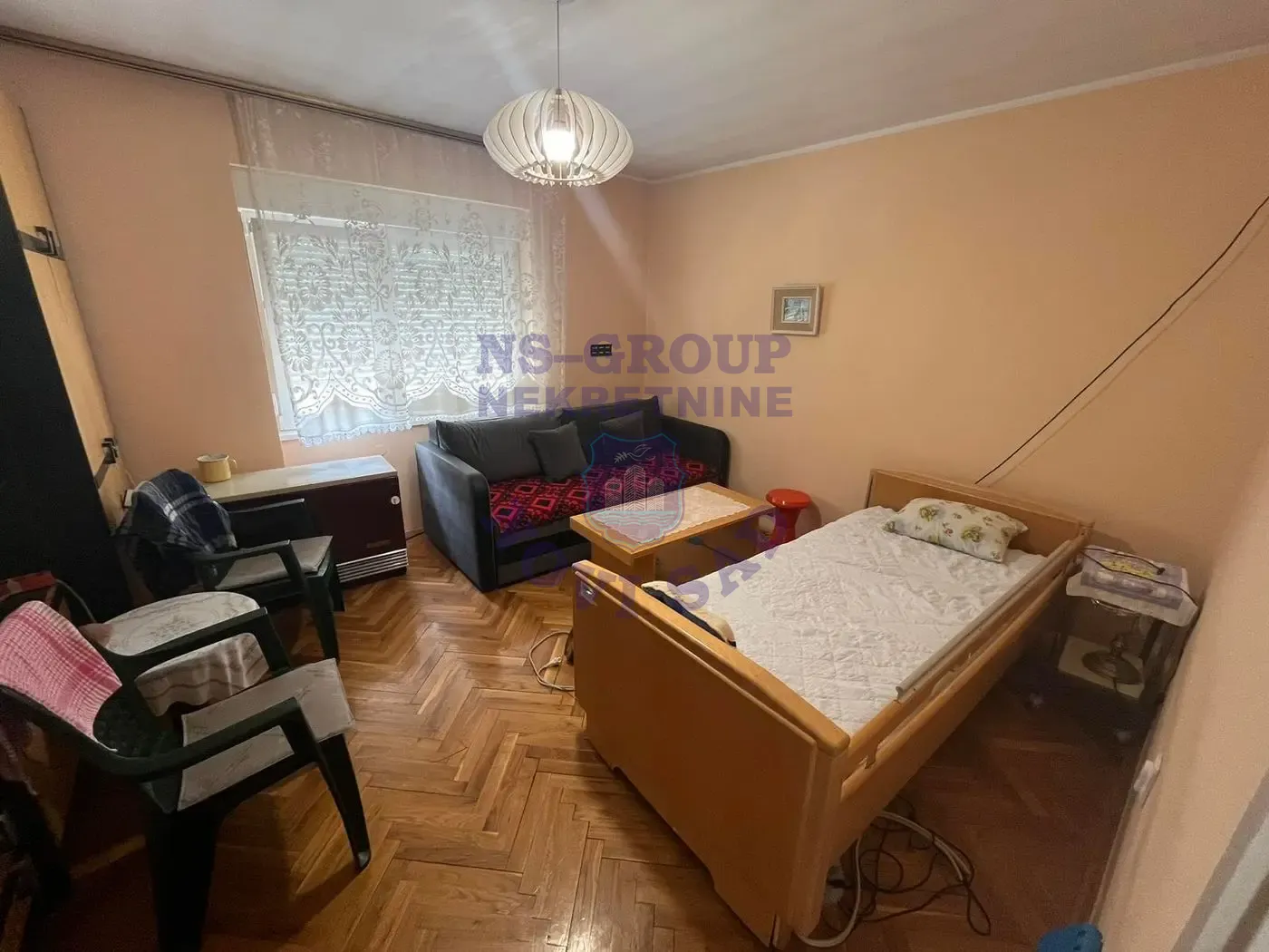 kuca na prodaju Sremski Karlovci 180m2 550648