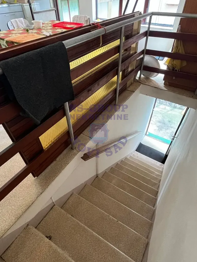kuca na prodaju Sremski Karlovci 180m2 550648