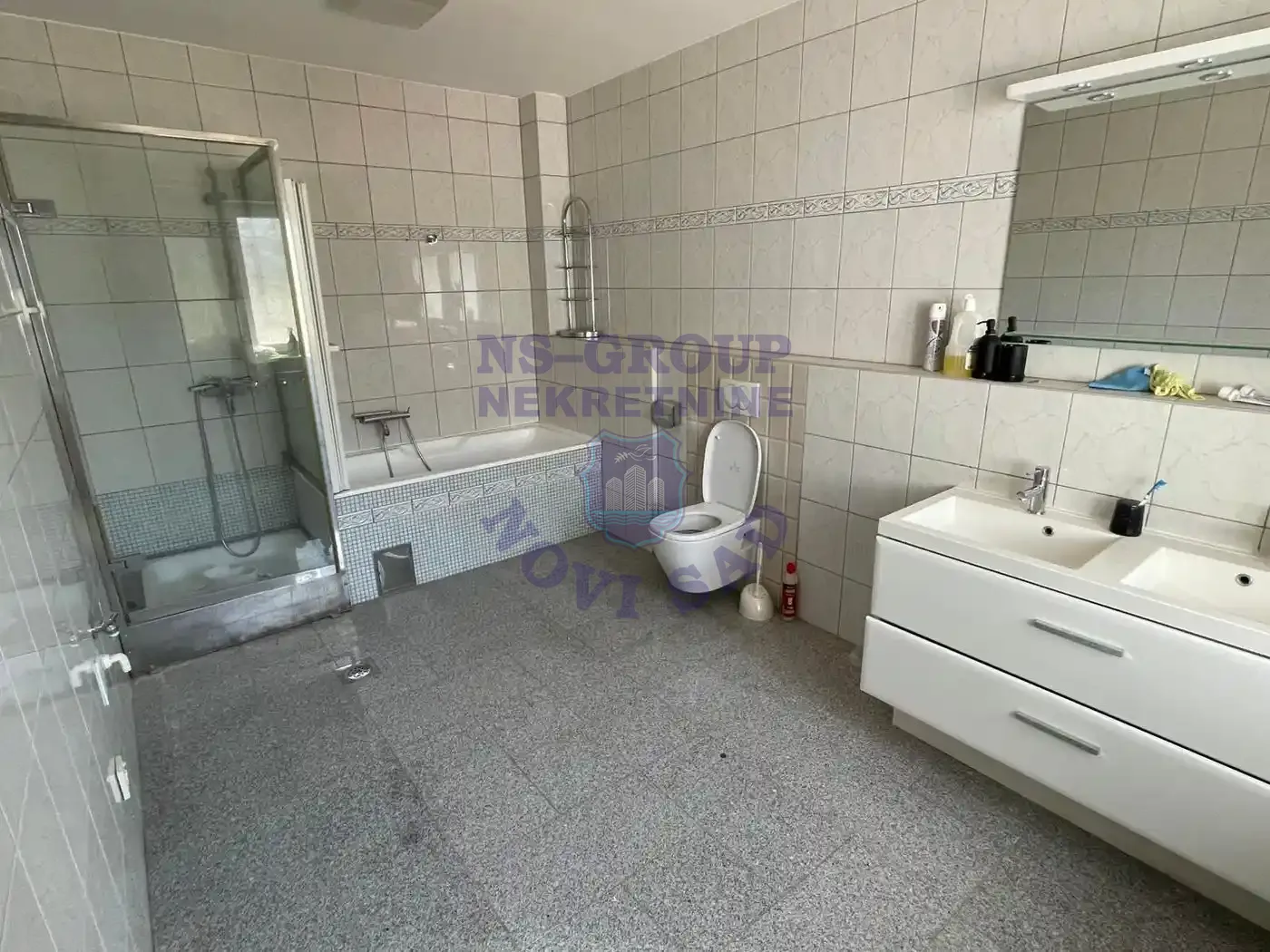 kuca na prodaju Sremski Karlovci 356m2 550663