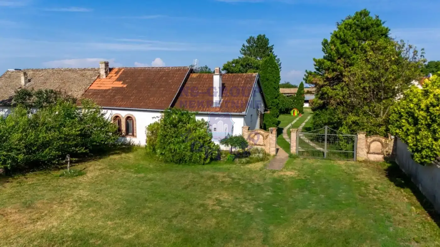 kuca na prodaju Čenej 54m2 550928