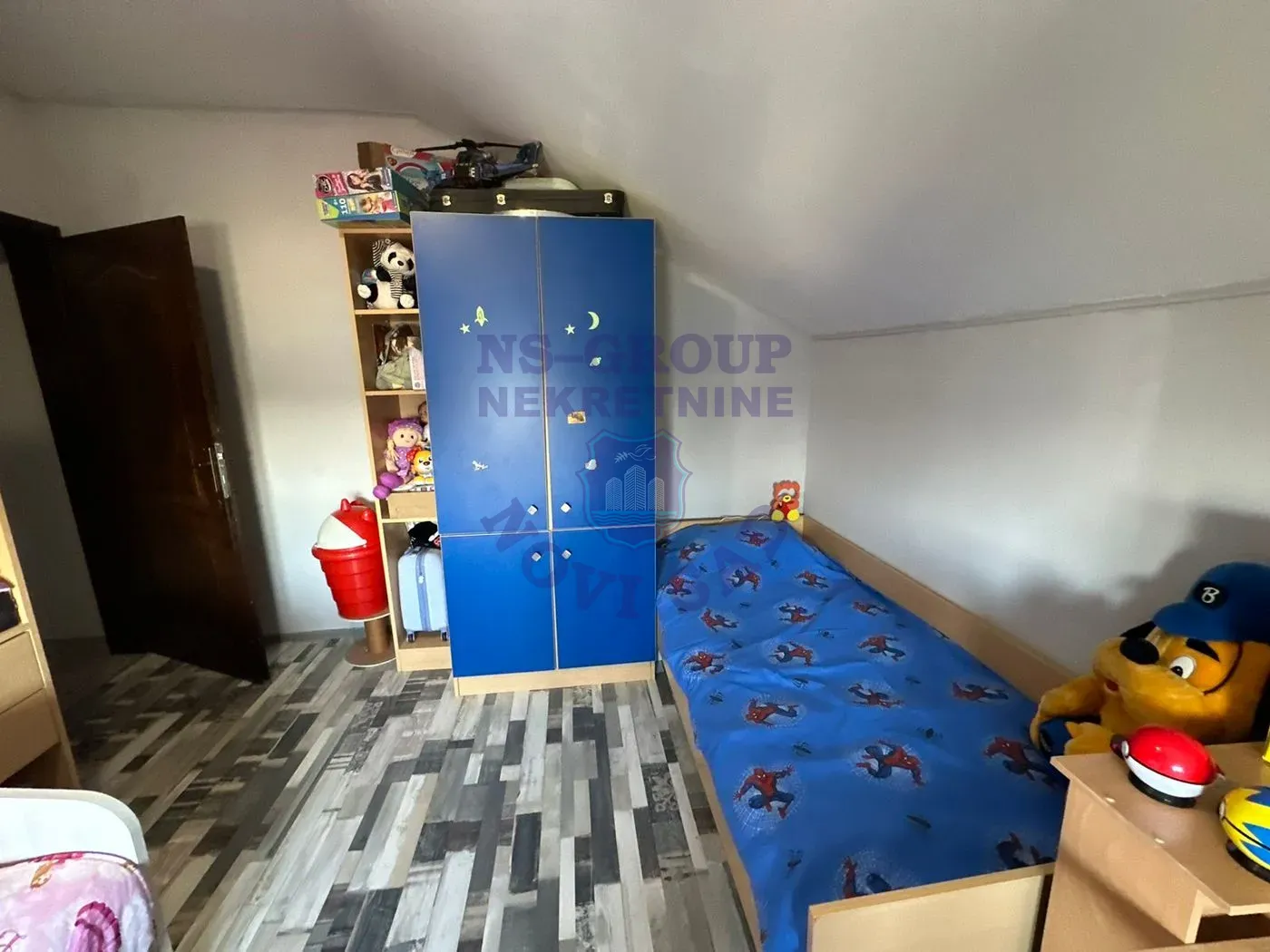 kuca na prodaju Veternik 480m2 545198