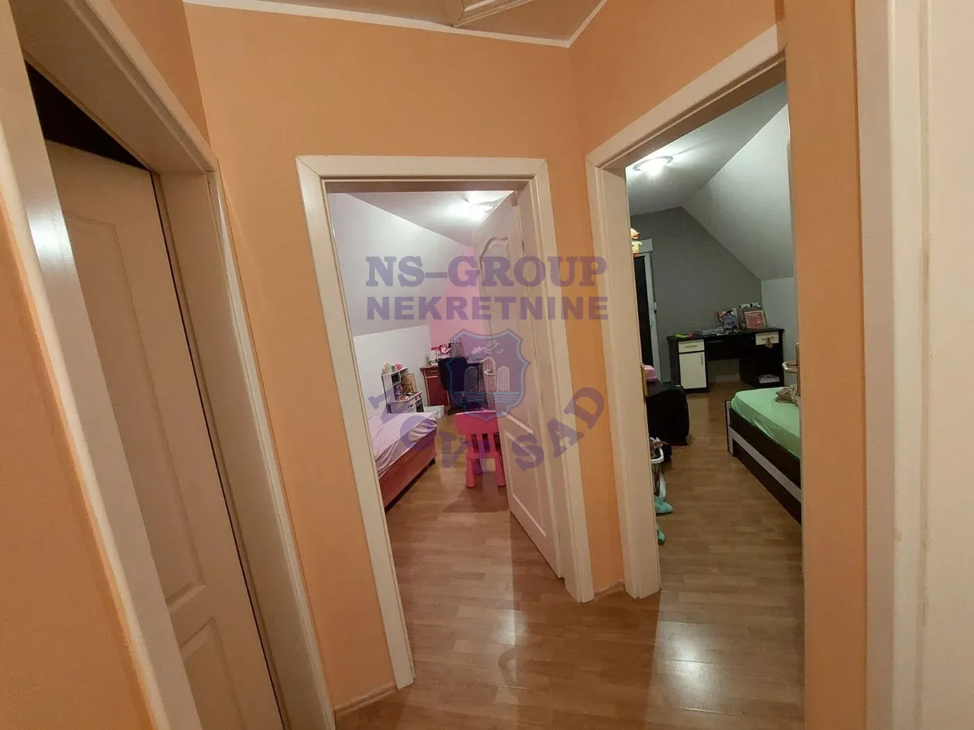 kuca na prodaju Ledinci 195m2 551329