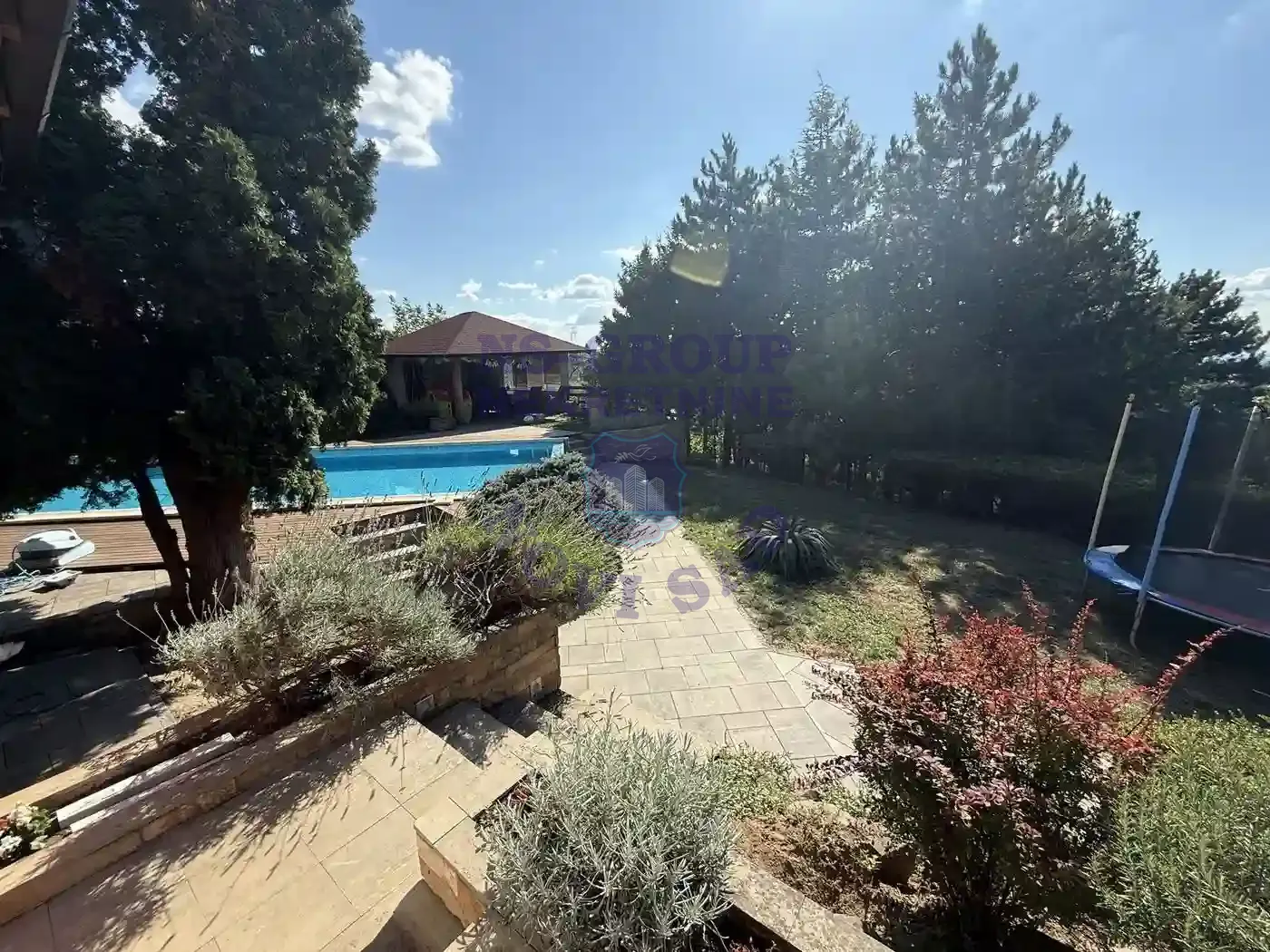 kuca na prodaju Sremska Kamenica, 246m2 551392