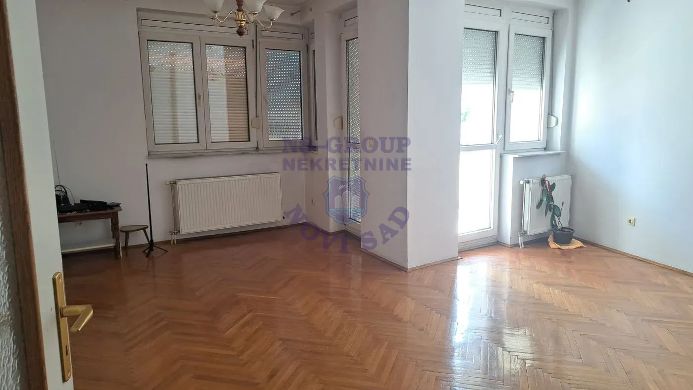 stan na prodaju Novi Sad, 91m2 551649