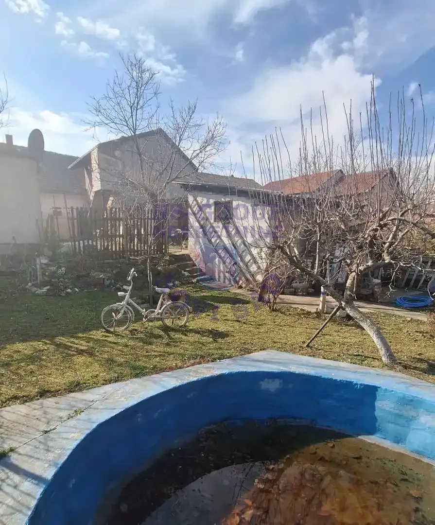 kuca na prodaju Petrovaradin 100m2 551615