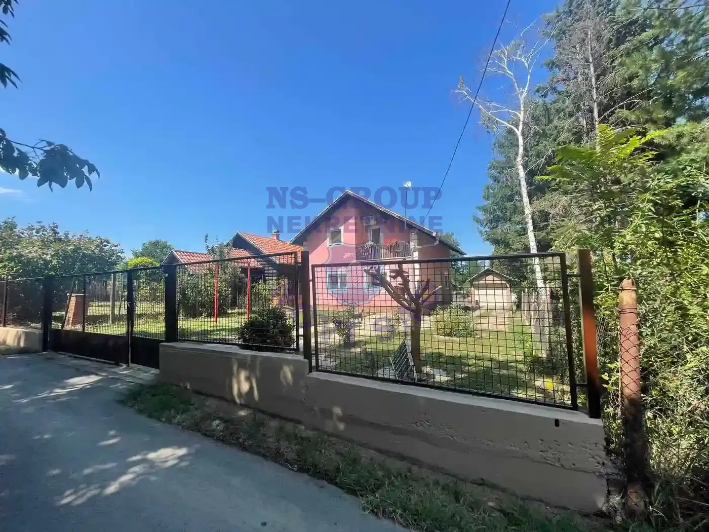 kuca na prodaju Petrovaradin, 148m2 551011