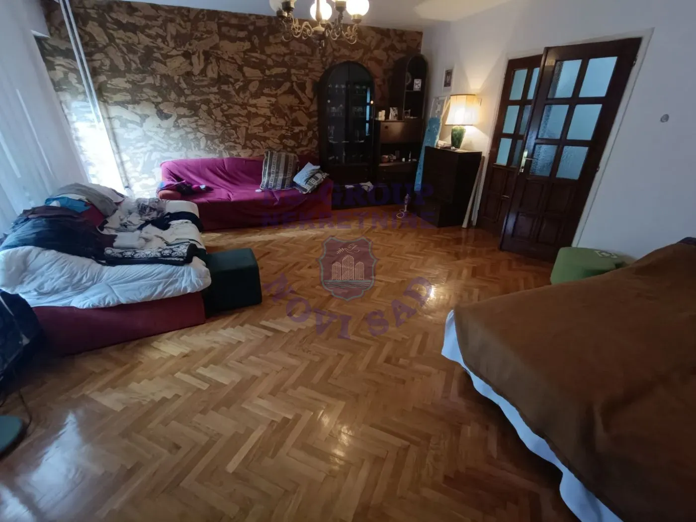 kuca na prodaju Sremska Kamenica 248m2 552504