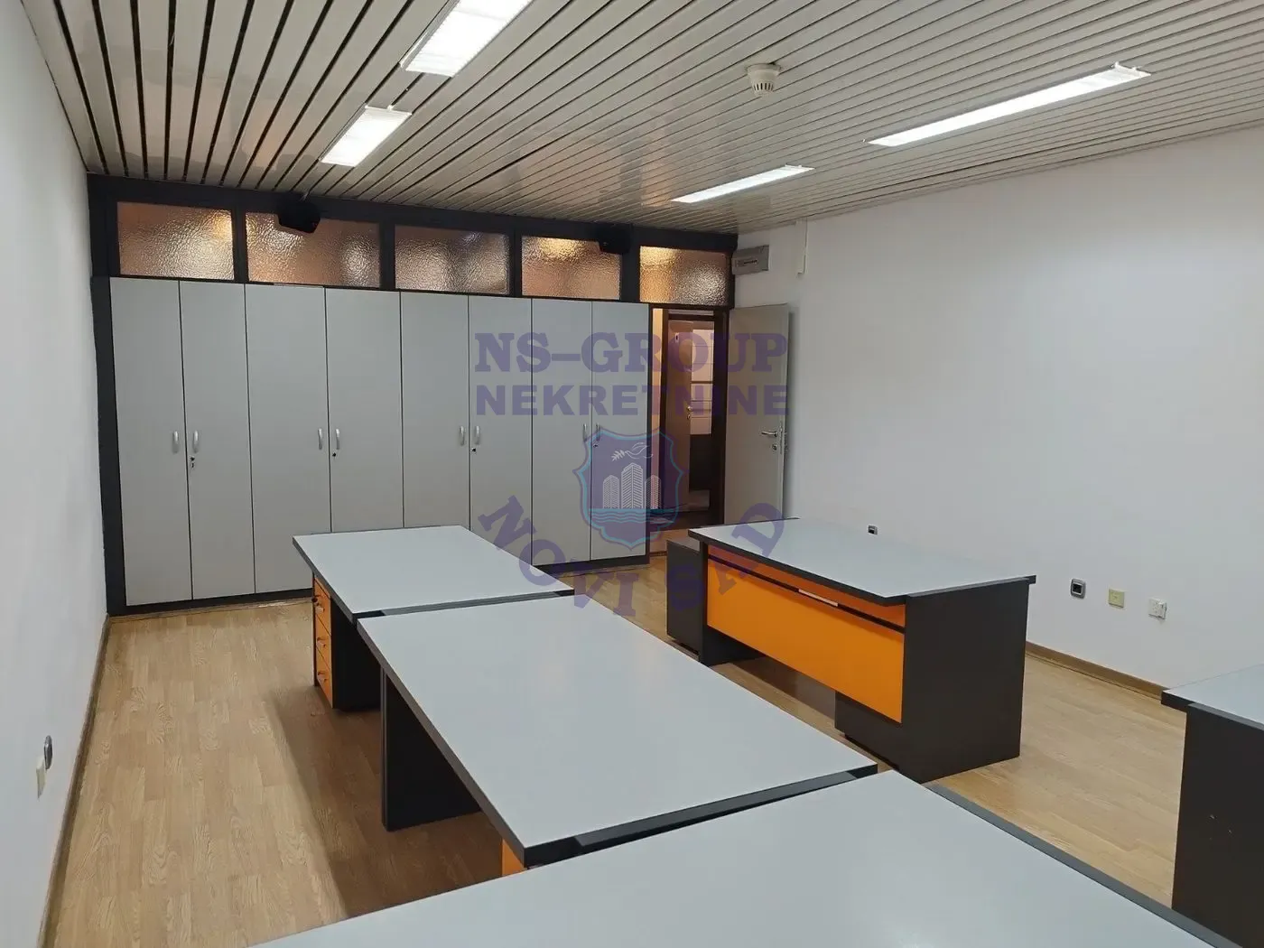 lokal na prodaju Novi Sad 270m2 552768