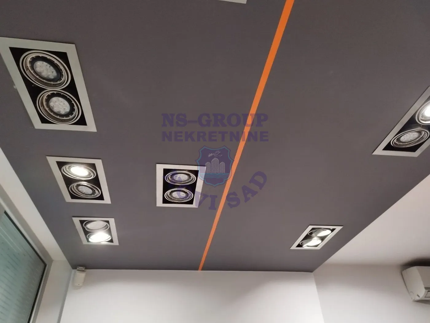 lokal na prodaju Novi Sad 270m2 552768