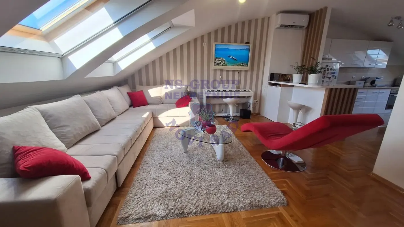 stan na prodaju Novi Sad, 89m2 552801