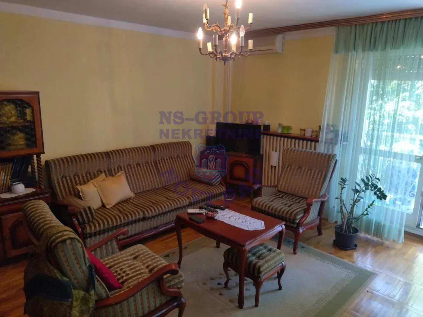 stan na prodaju Novi Sad, 67m2 552976