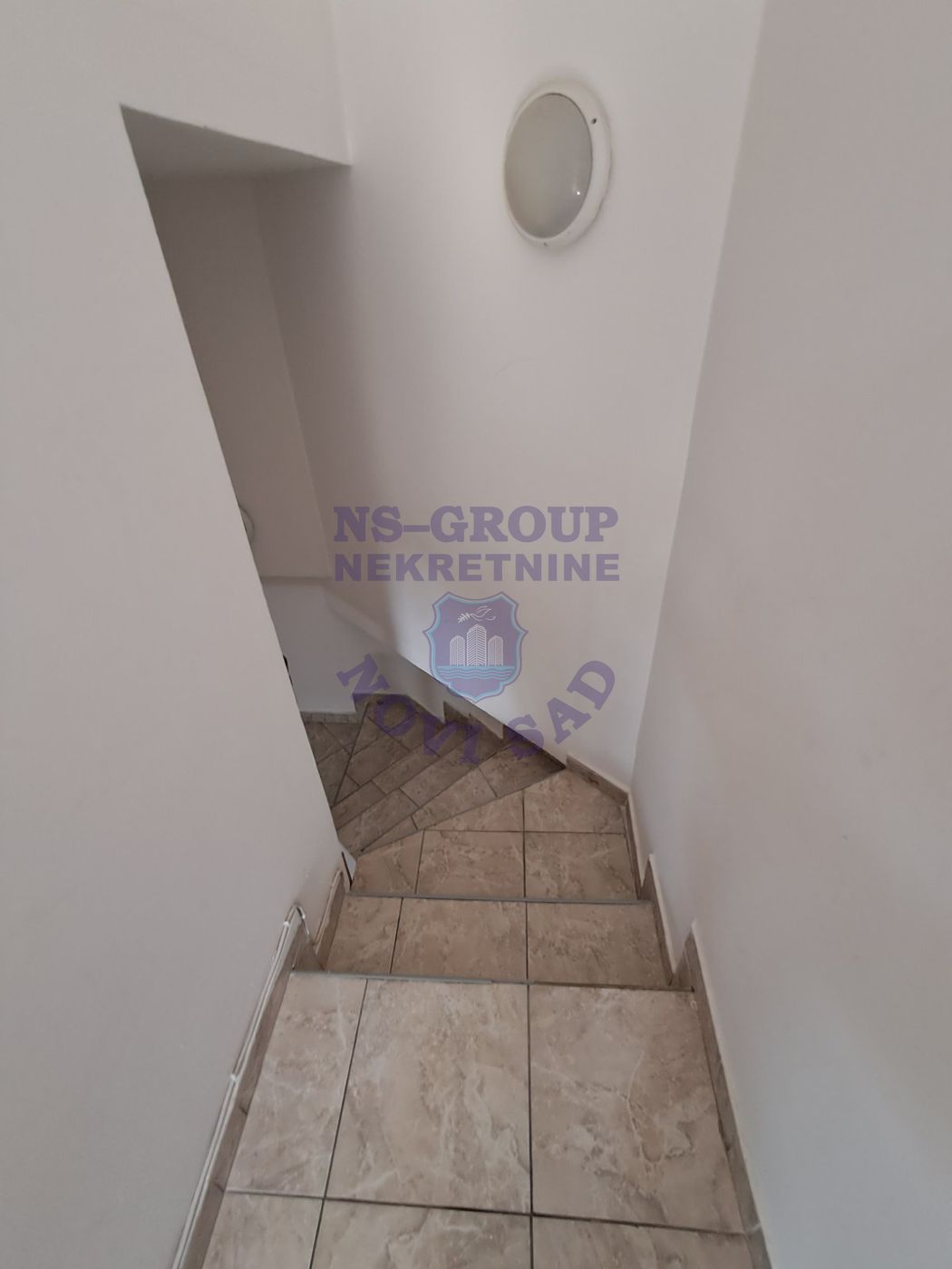 lokal na prodaju Novi Sad 46m2 553118
