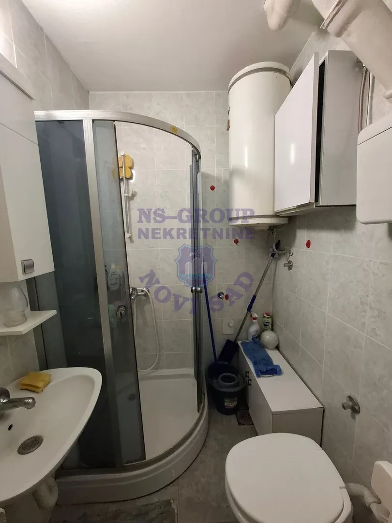 stan na prodaju Novi Sad 70m2 553065