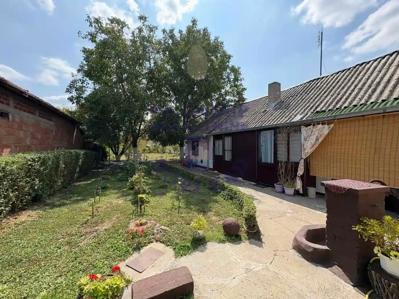 kuca na prodaju Futog 93m2 553221