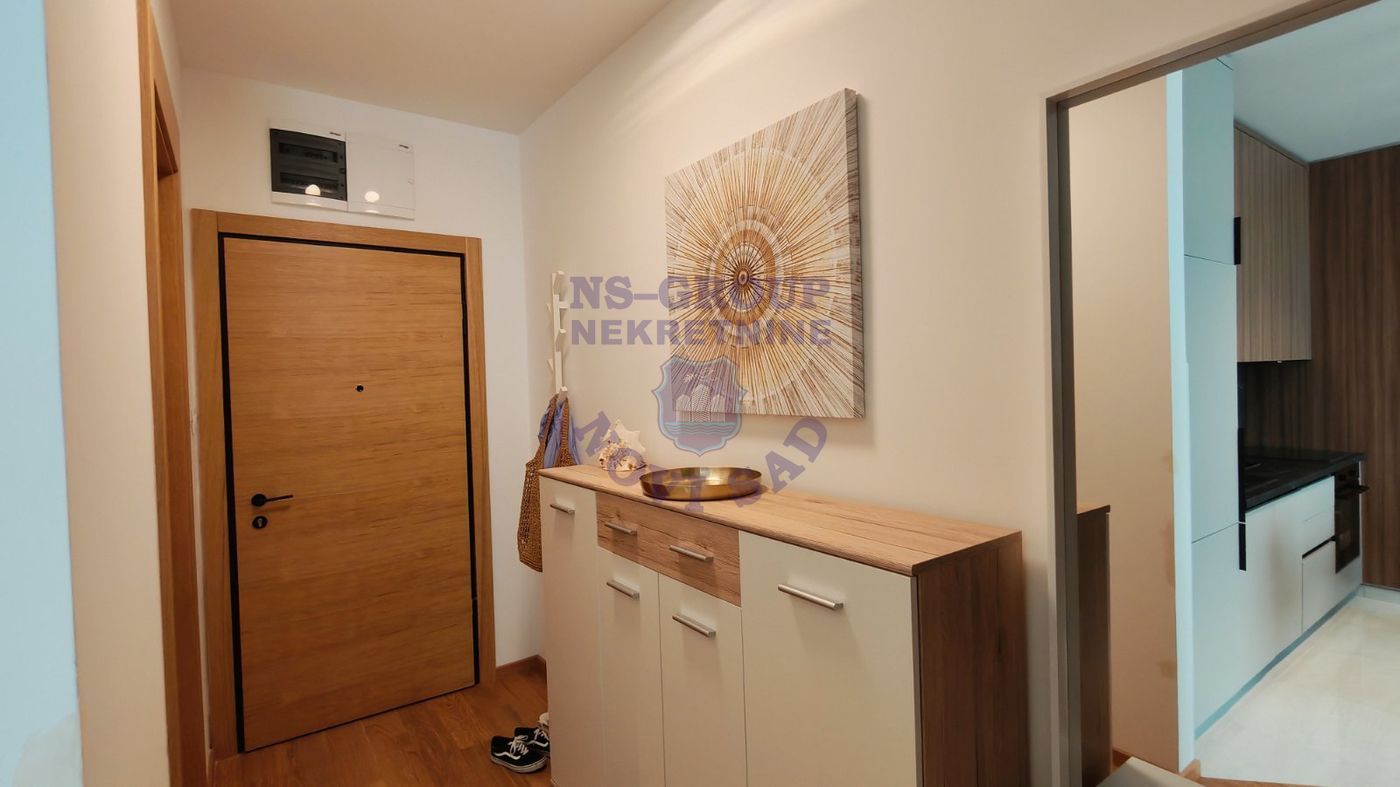 stan na prodaju Novi Sad 40m2 547644