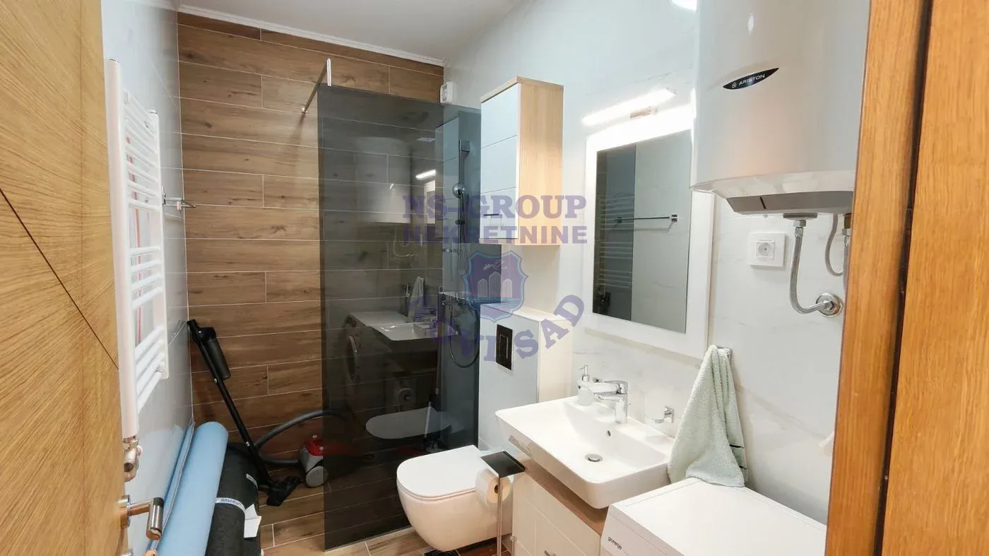 stan na prodaju Novi Sad 40m2 547644