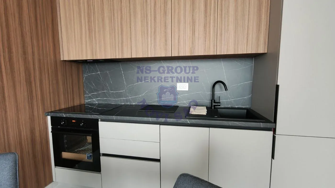 stan na prodaju Novi Sad 40m2 547644