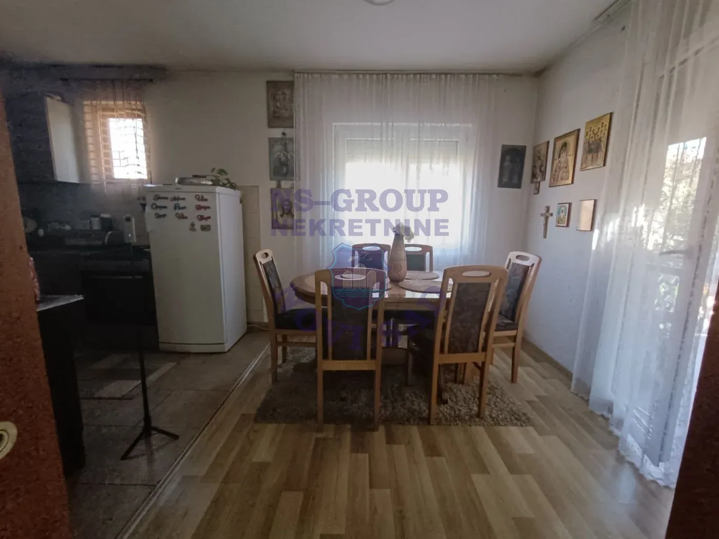 kuca na prodaju Novi Sad 196m2 553638