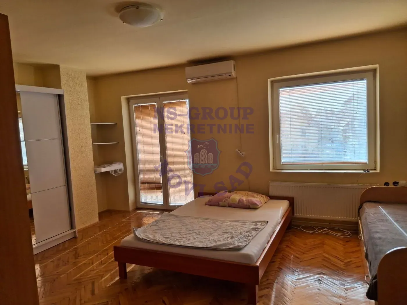 kuca na prodaju Sremska Kamenica 220m2 553783