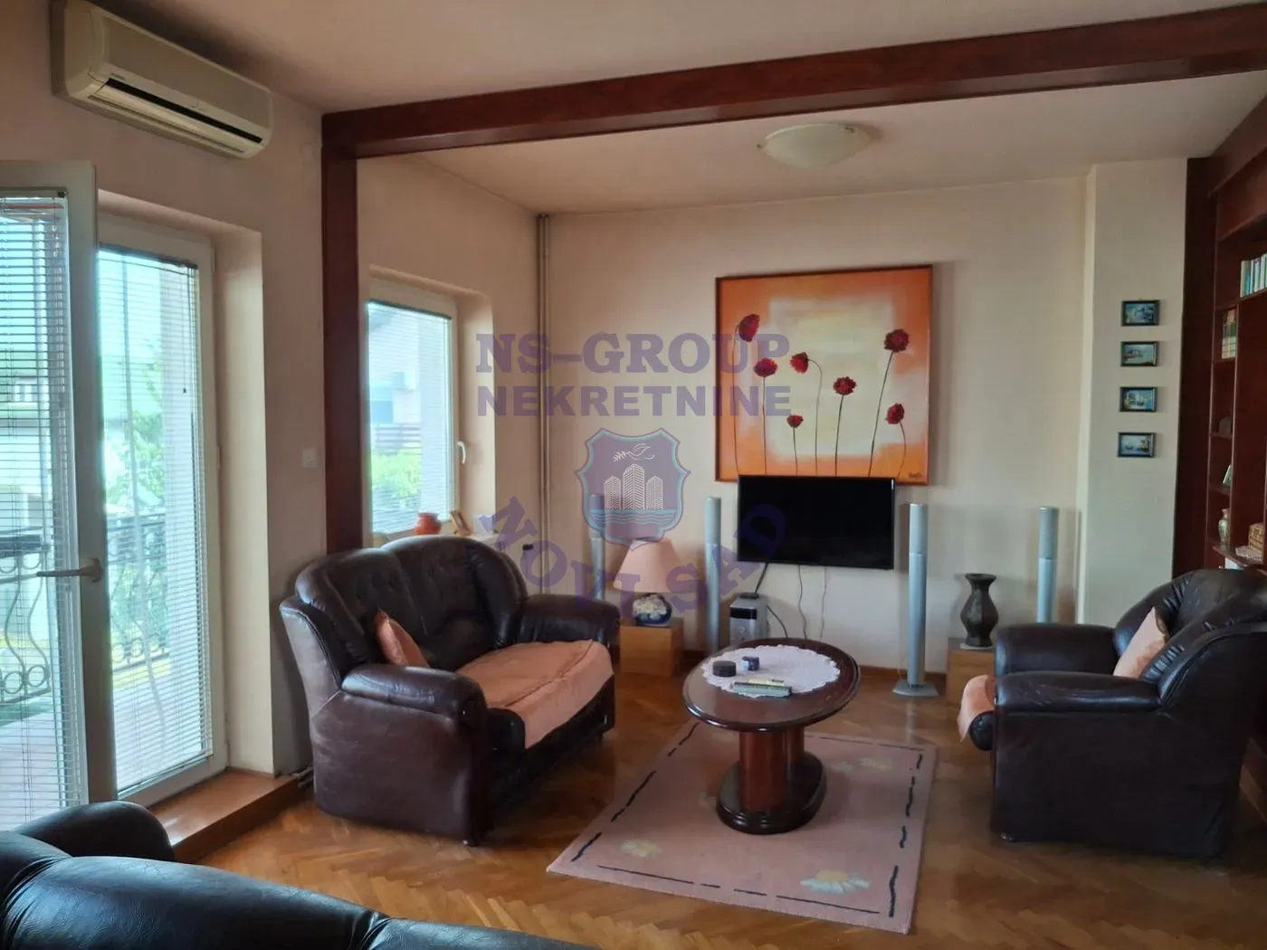 kuca na prodaju Sremska Kamenica 220m2 553783