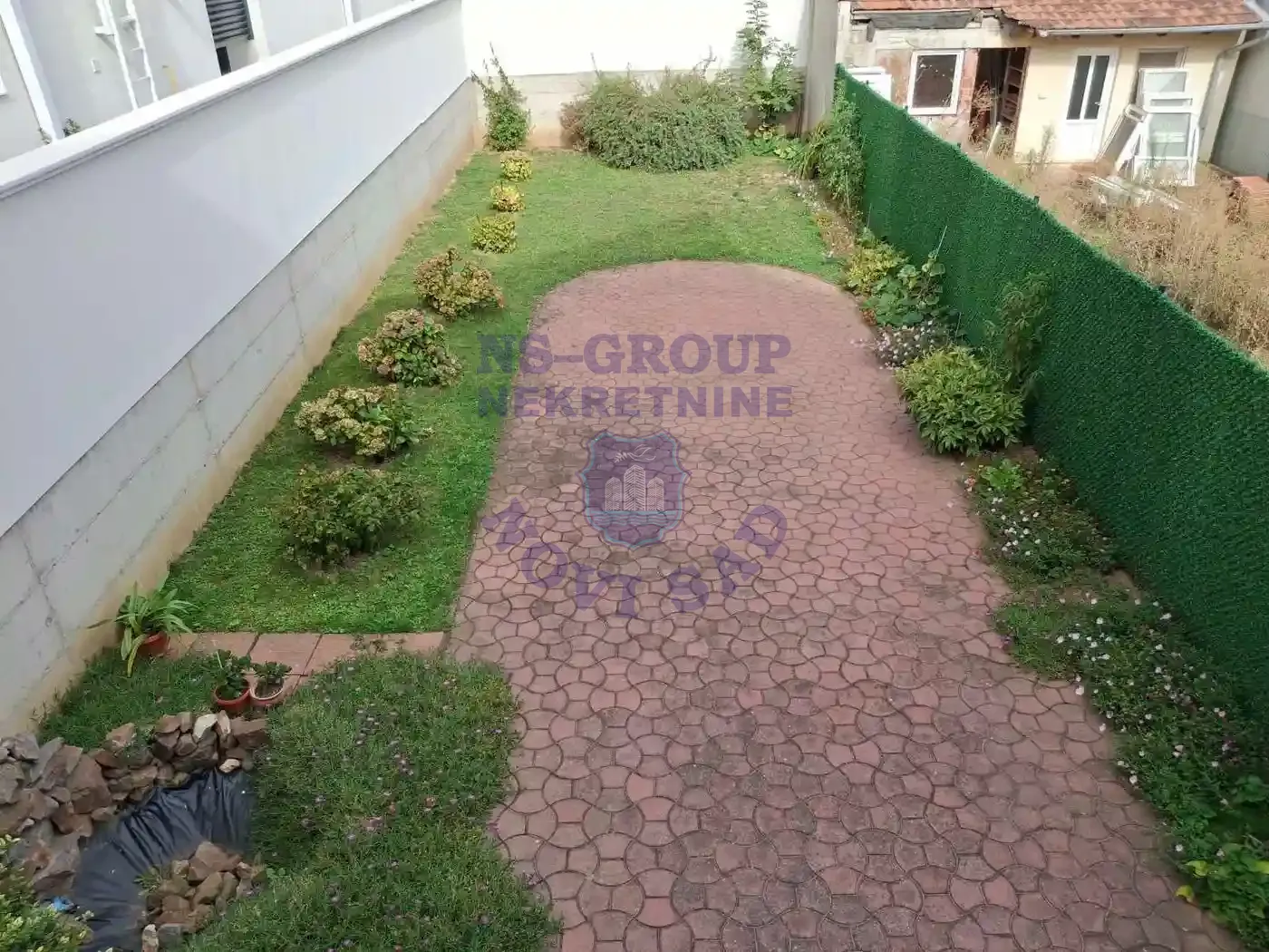 kuca na prodaju Sremska Kamenica 220m2 553783