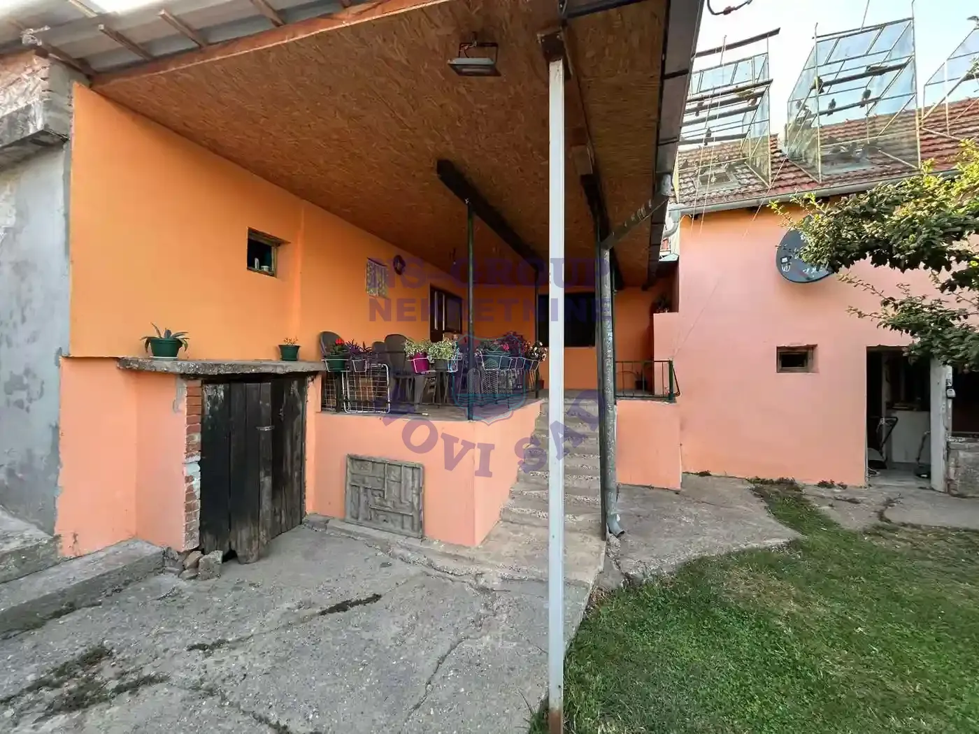 kuca na prodaju Sremski Karlovci 142m2 552311