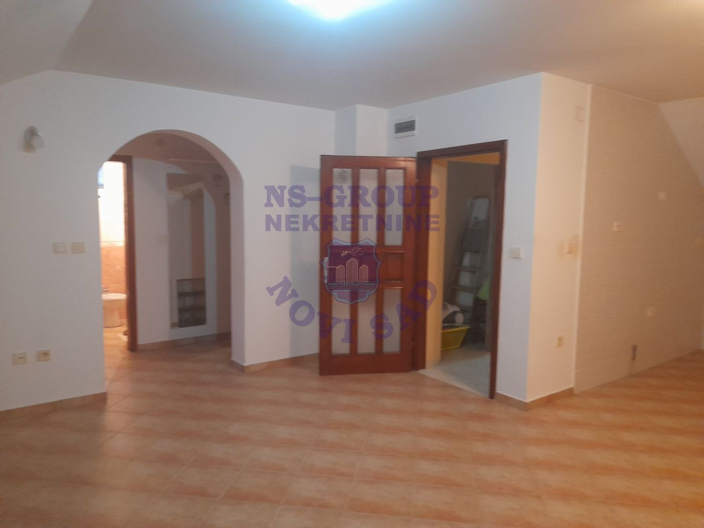 kuca na prodaju Veternik 234m2 554046