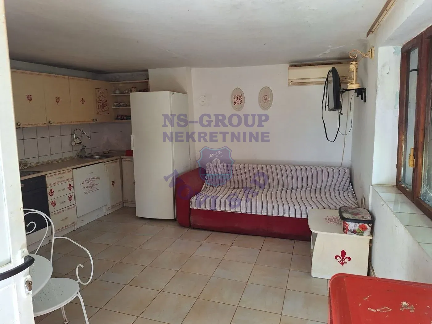 kuca na prodaju Vrdnik 79m2 554746