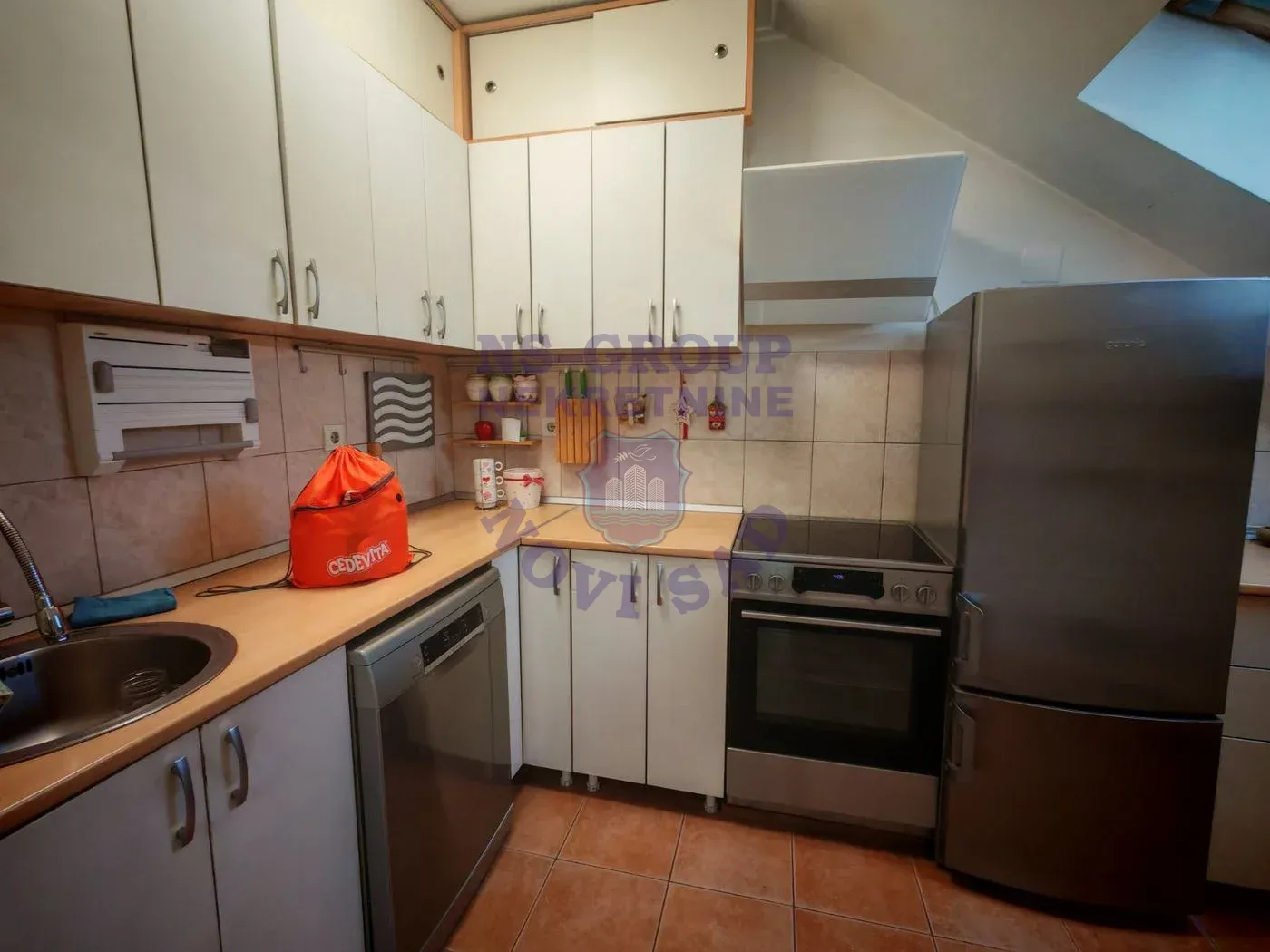 stan na prodaju Novi Sad 129m2 555481