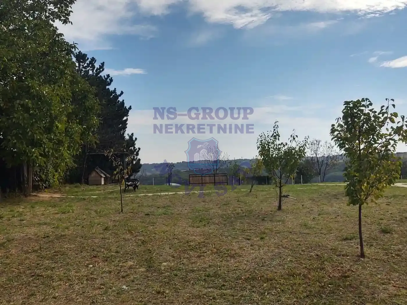 plac na prodaju Sremski Karlovci 1501m2 555473