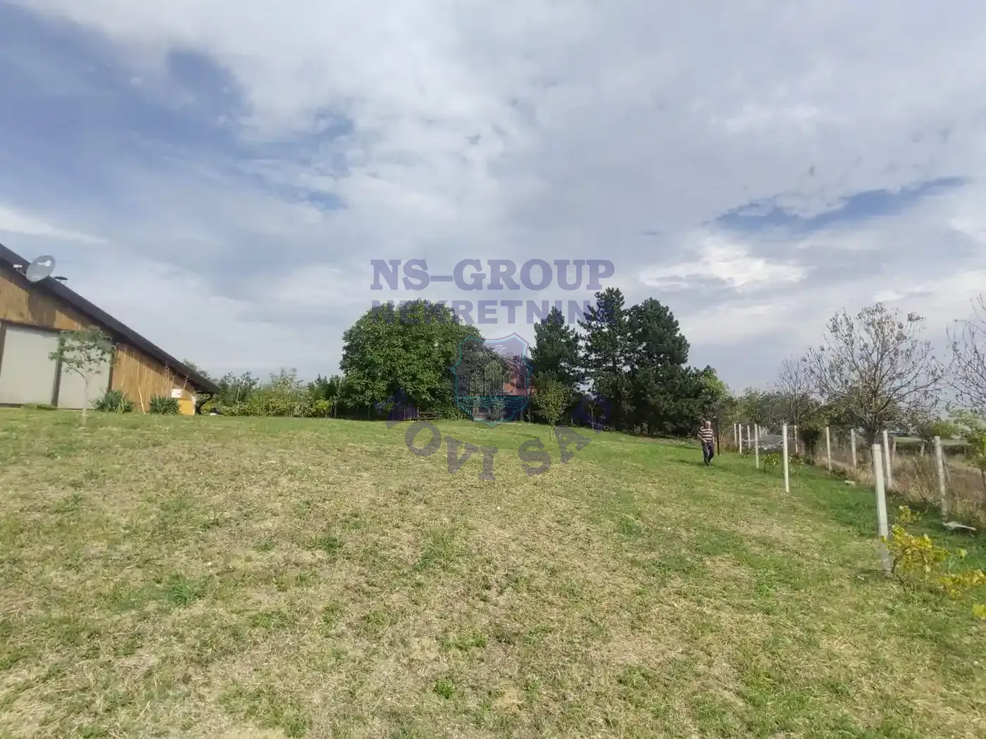 plac na prodaju Sremski Karlovci 1501m2 555473
