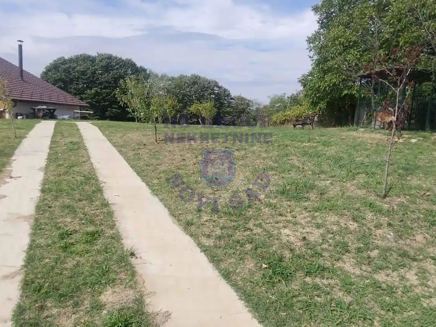 plac na prodaju Sremski Karlovci 1501m2 555473
