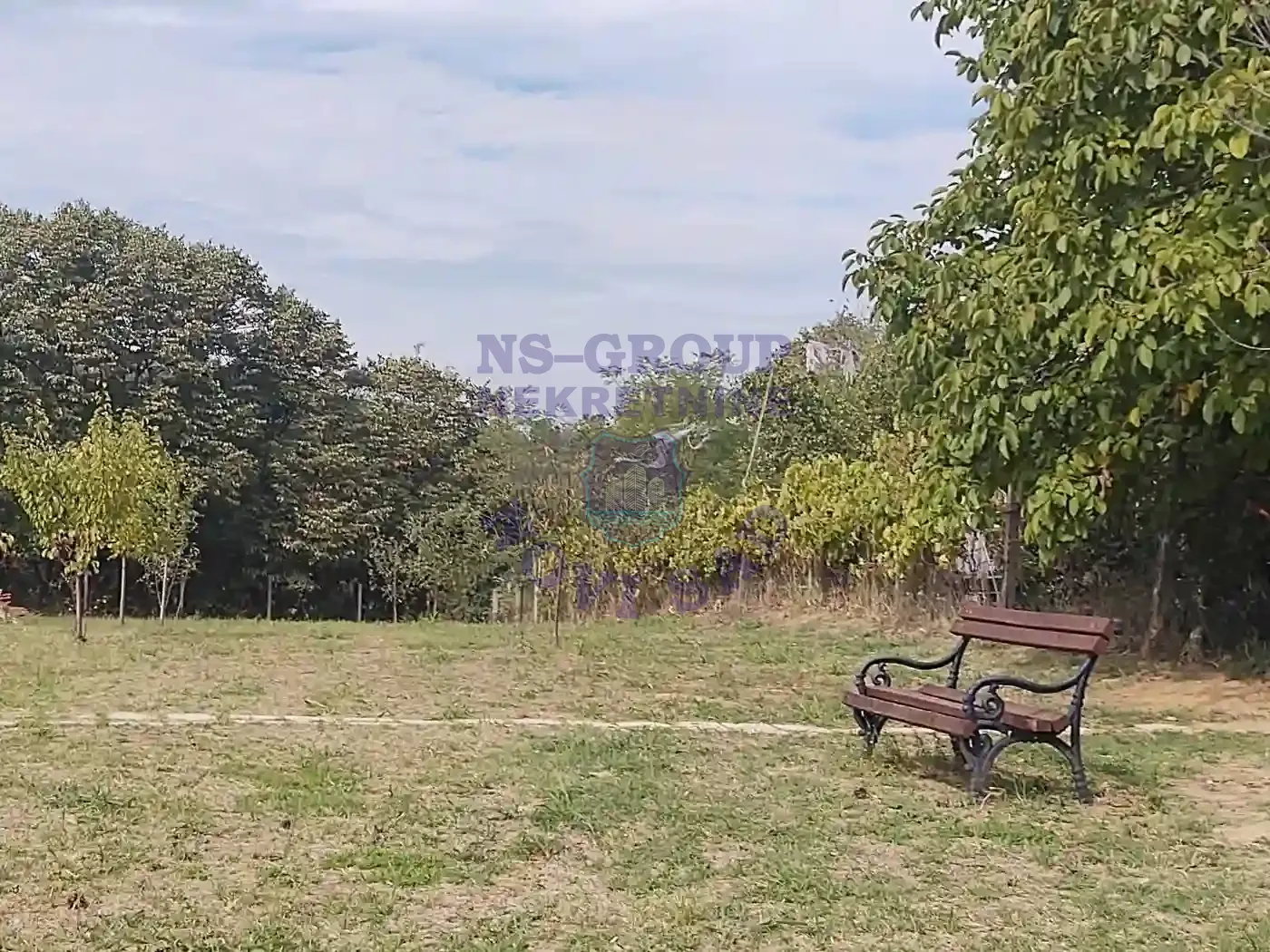 plac na prodaju Sremski Karlovci 1501m2 555473