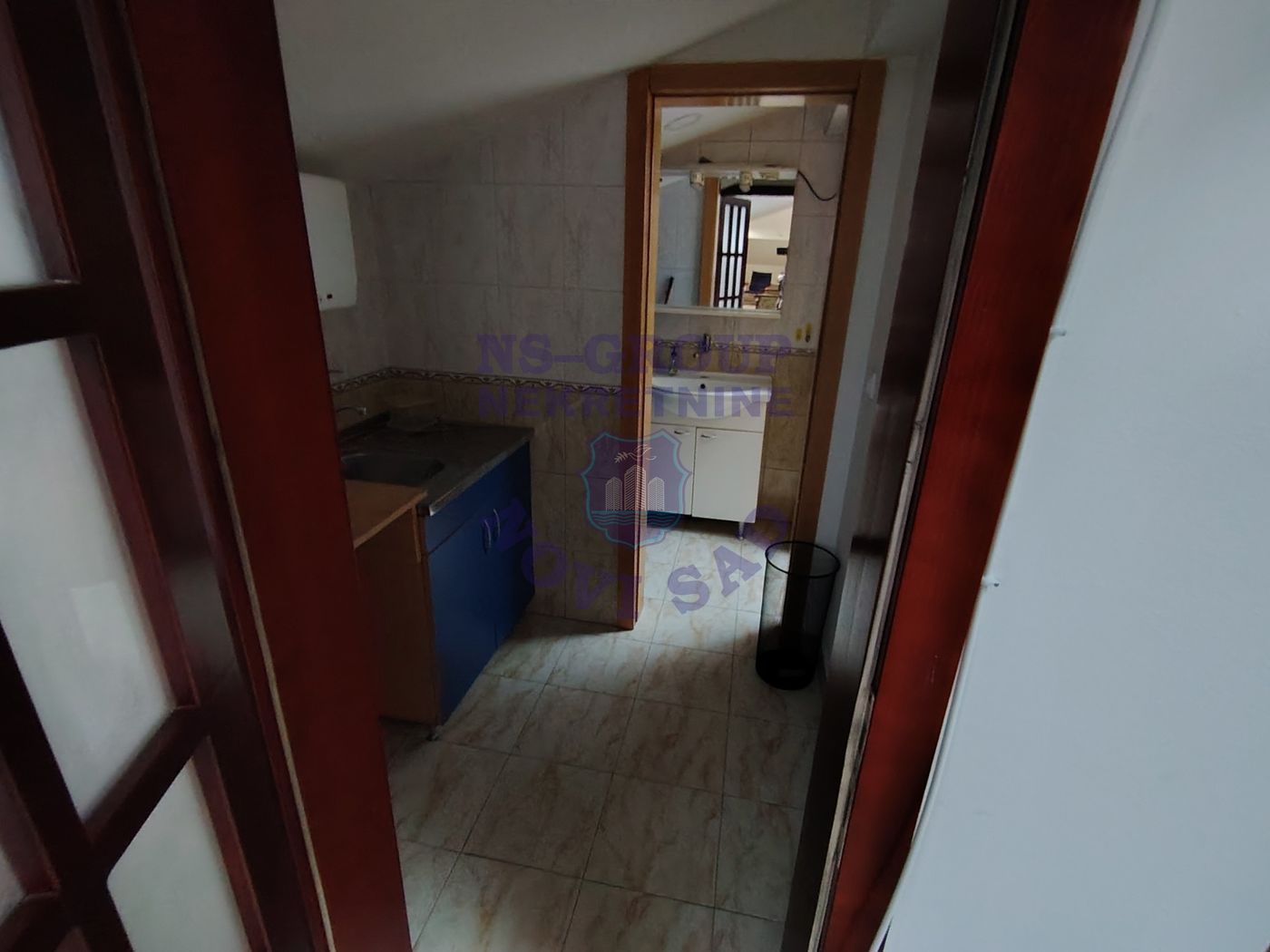 lokal za izdavanje Novi Sad 92m2 14603