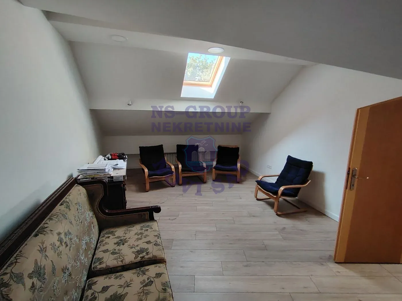 lokal za izdavanje Novi Sad 92m2 14603