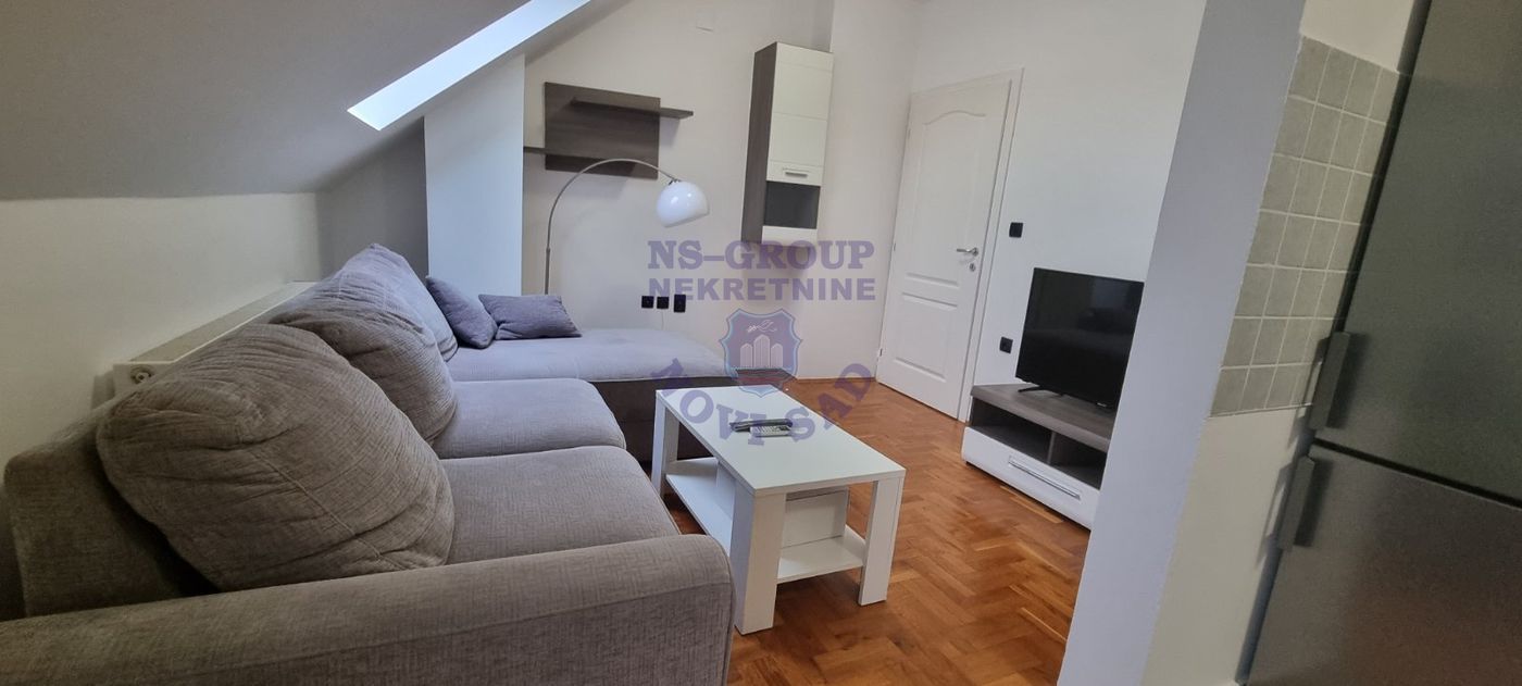 stan na prodaju Novi Sad, 43m2 556085