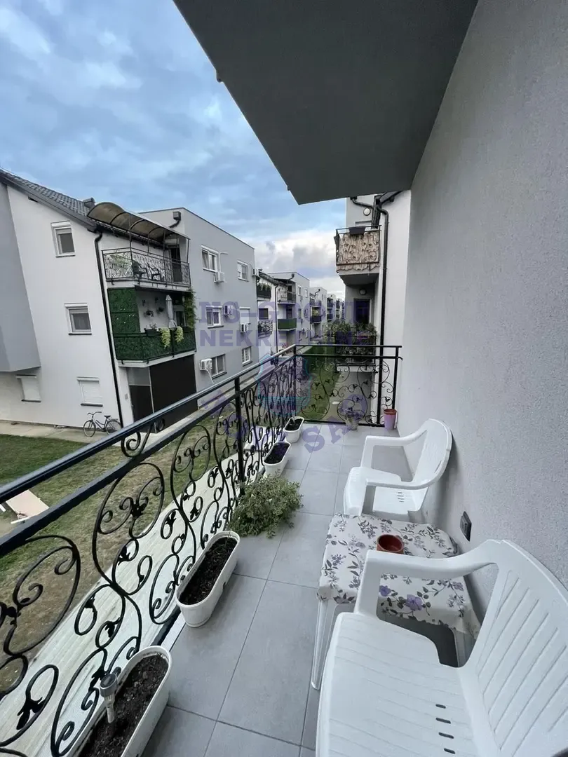 stan na prodaju Novi Sad 68m2 556327
